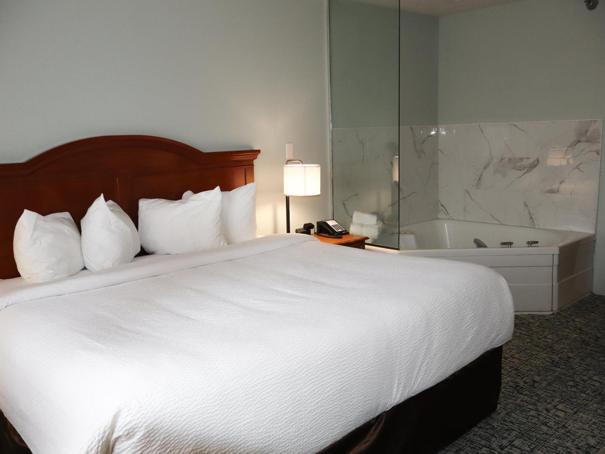 Travelodge By Wyndham Rapid City - Black Hills Экстерьер фото