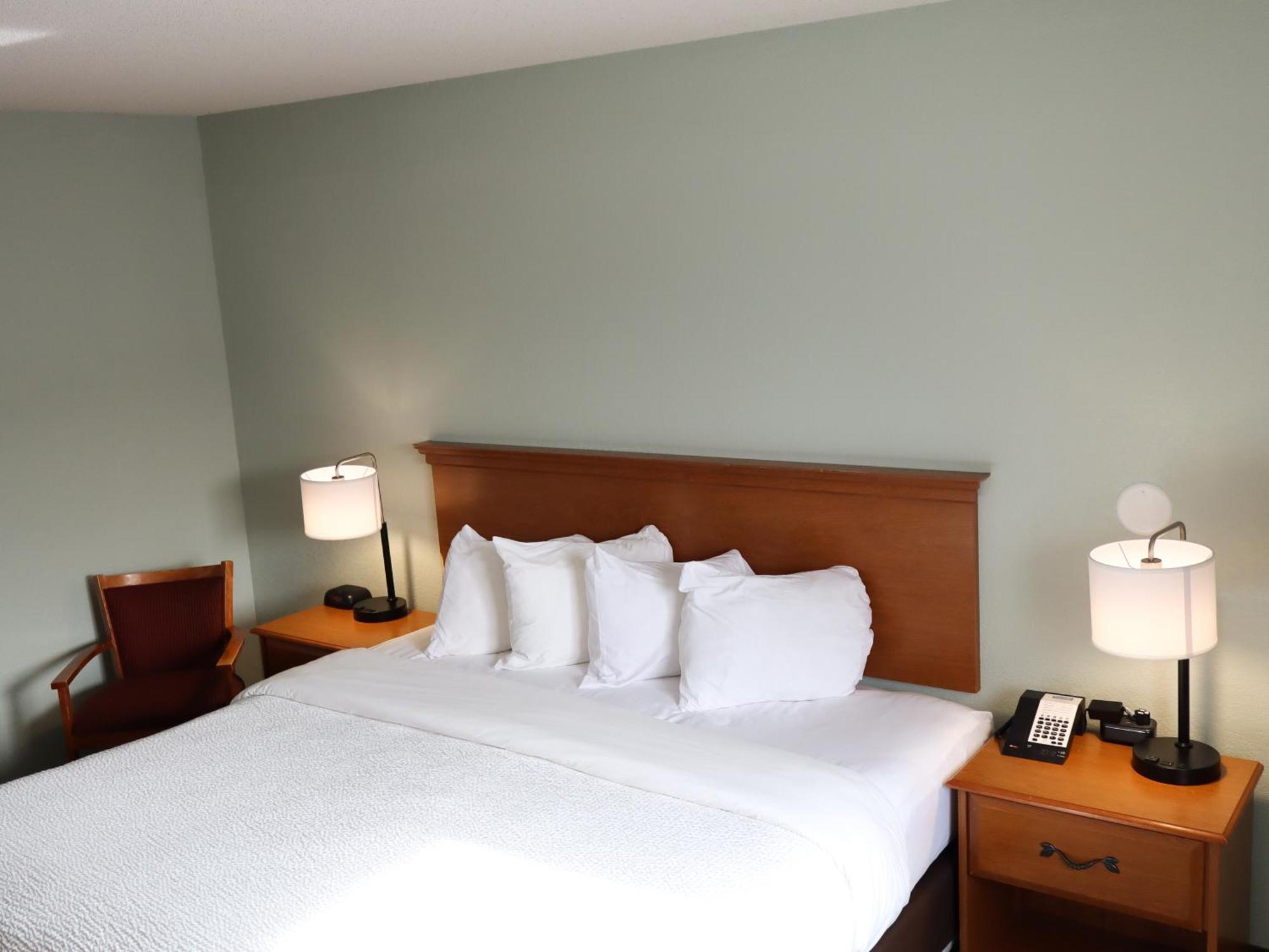 Travelodge By Wyndham Rapid City - Black Hills Экстерьер фото